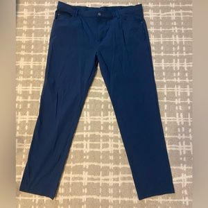 Golf go to 5 pocket pant tapered fit